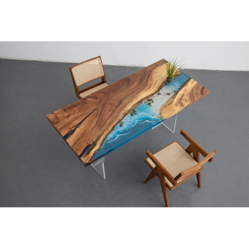 Crystal Clear Walnut Wood Epoxy Resin Table