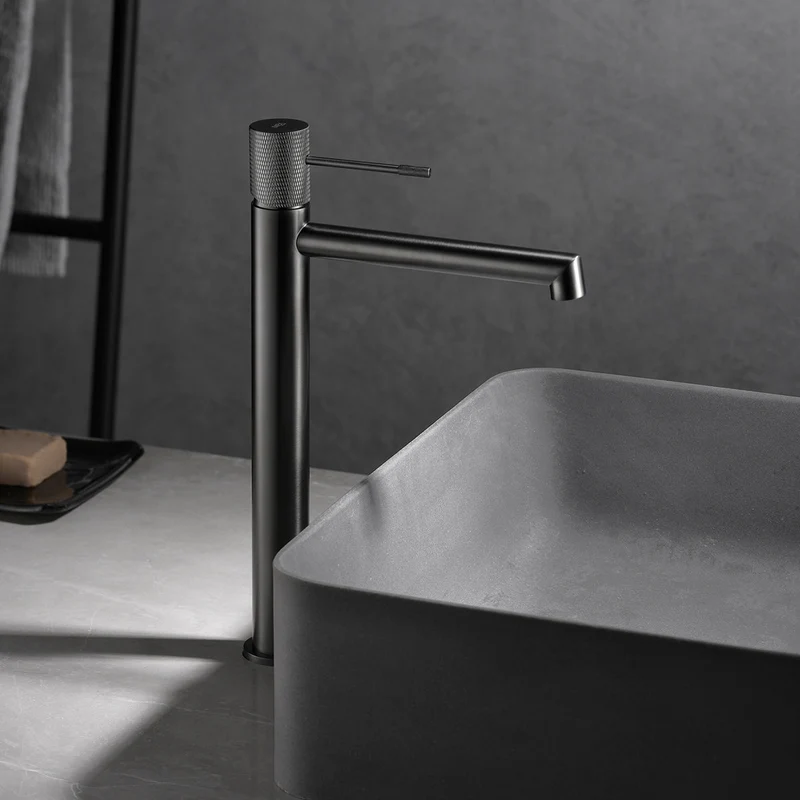 Grifo de Lavabo Alto Monomando LINE de Imex — Diseño Curvo y Control Preciso