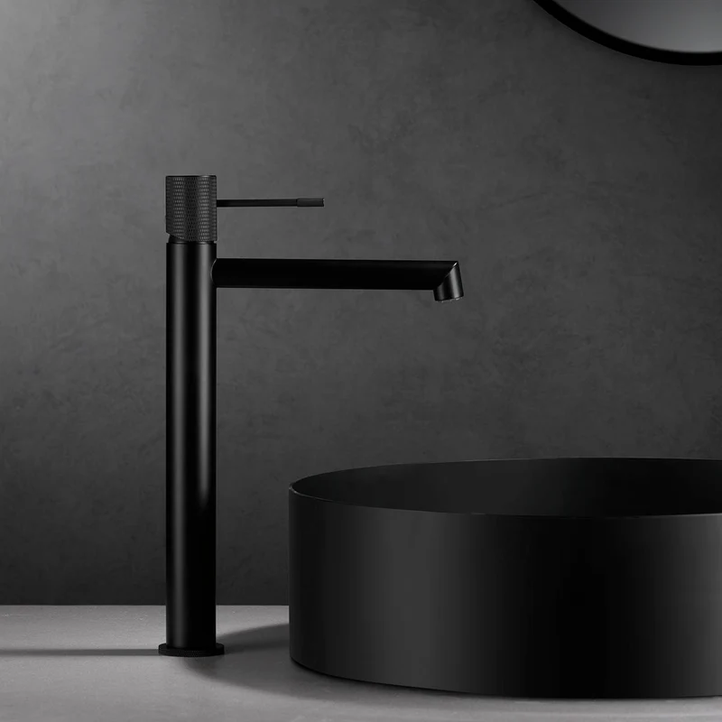 Grifo de Lavabo Alto Monomando LINE de Imex — Diseño Curvo y Control Preciso