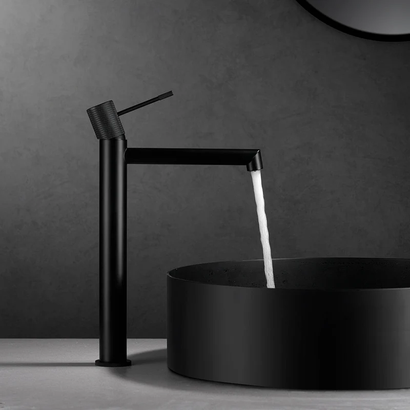 Grifo de Lavabo Alto Monomando LINE de Imex — Diseño Curvo y Control Preciso
