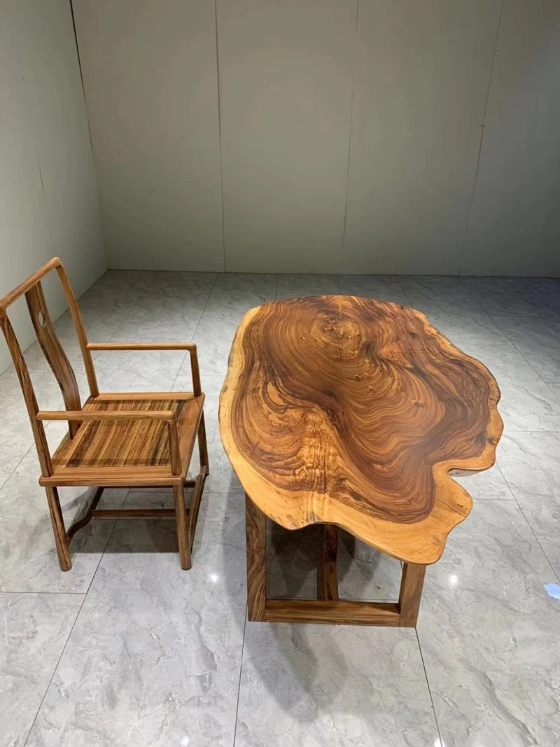 Live Edge Leaf Shape Dining Table