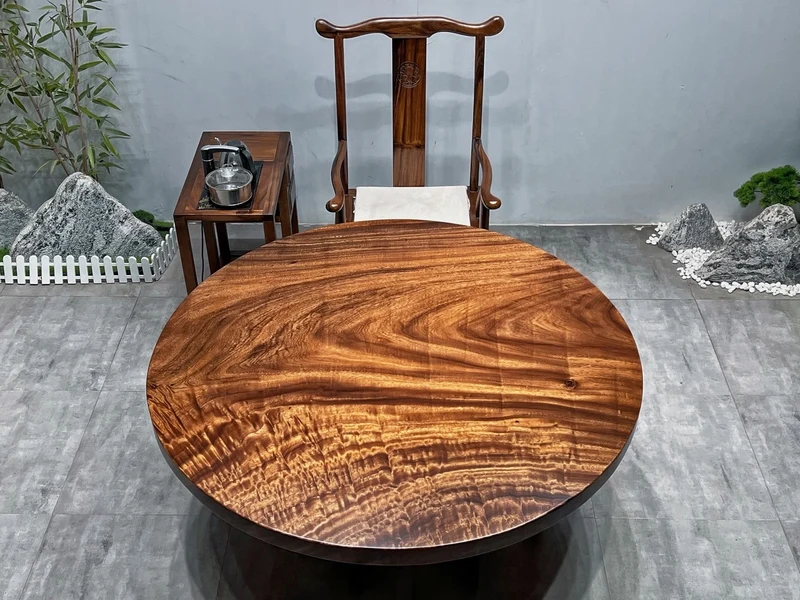 Natural Beauty Monkey Pod Wood Round Table
