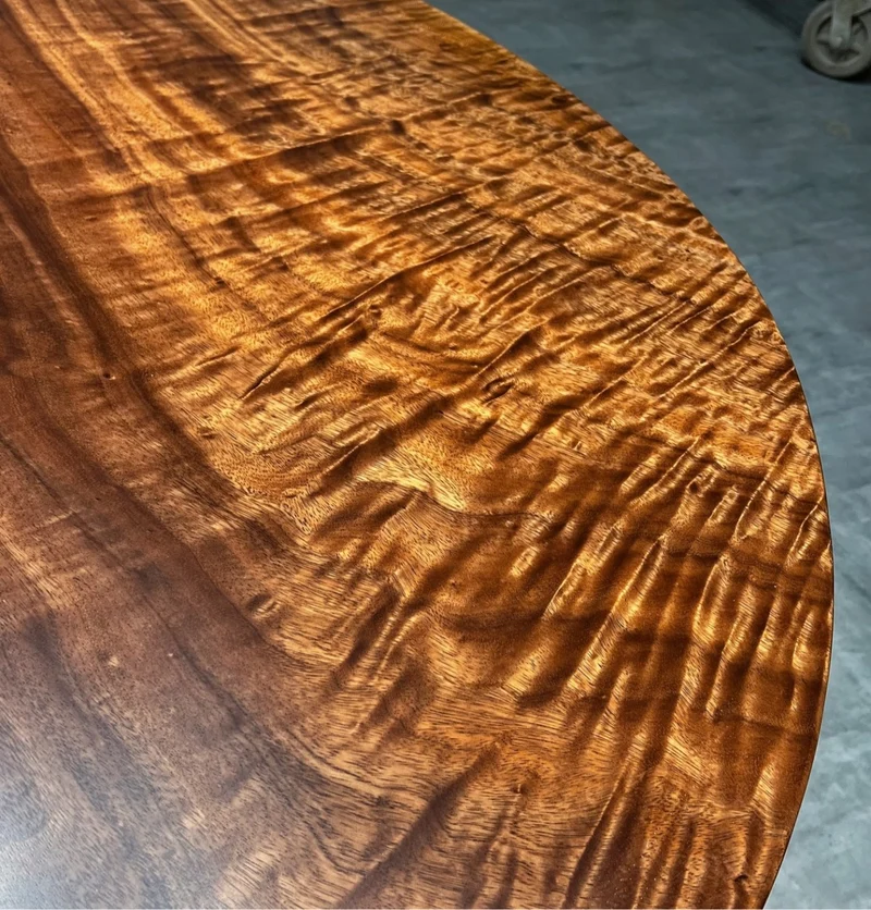 Natural Beauty Monkey Pod Wood Round Table