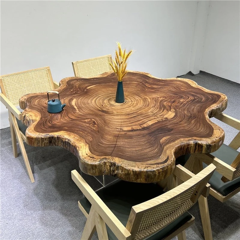 Eclipse Live Edge Beli Wood Round Table