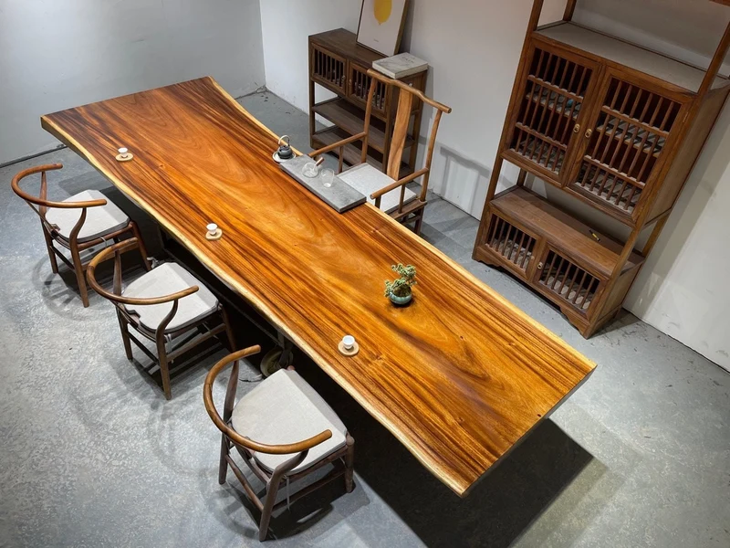 Horizon Live Edge Single Walnut Dining Table