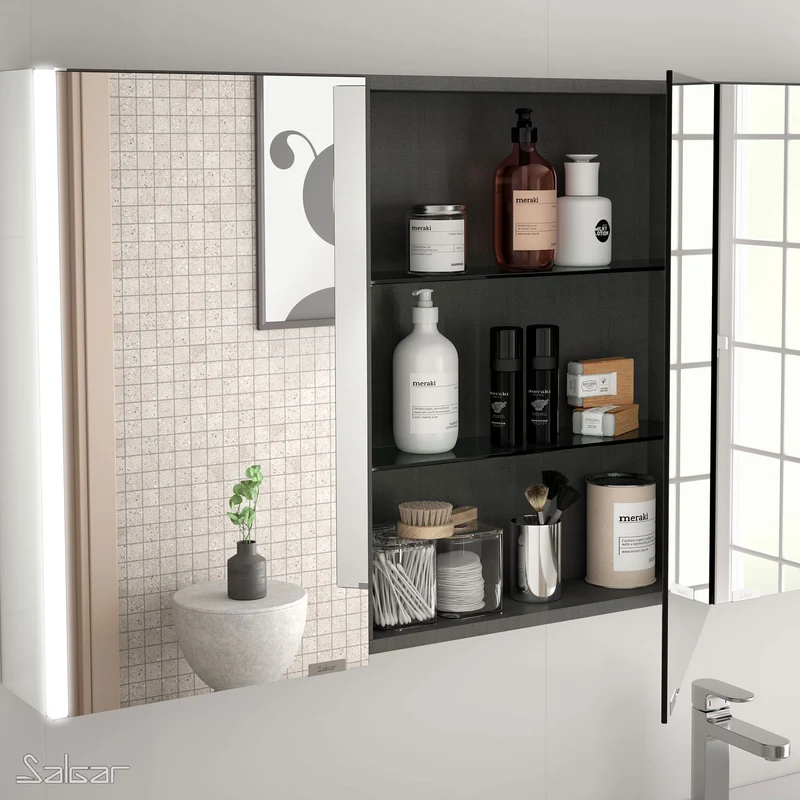 Armario ALLIANCE, 3 Puertas Espejo doble con Enchufe y Luz Led Lateral IP44 (21.5W)