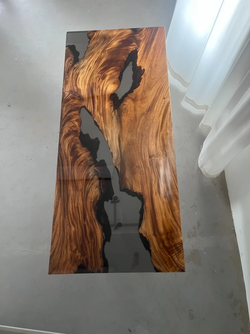 Walnut Wood Luxury Furniture Epoxy Resin Table