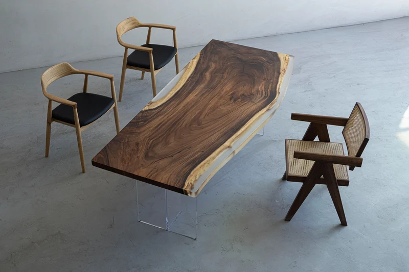 Resin Countertop Dining Table