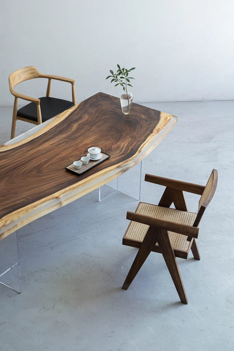 Resin Countertop Dining Table