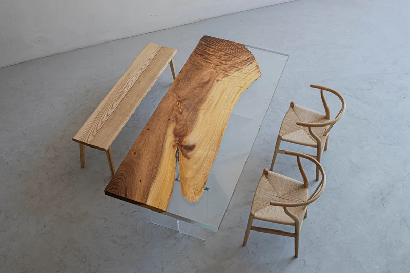 Breeze Artworks Transparent Epoxy Resin Tabletop
