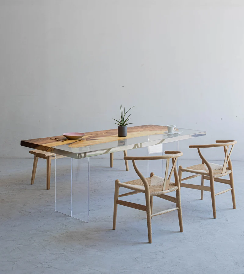 Breeze Artworks Transparent Epoxy Resin Tabletop