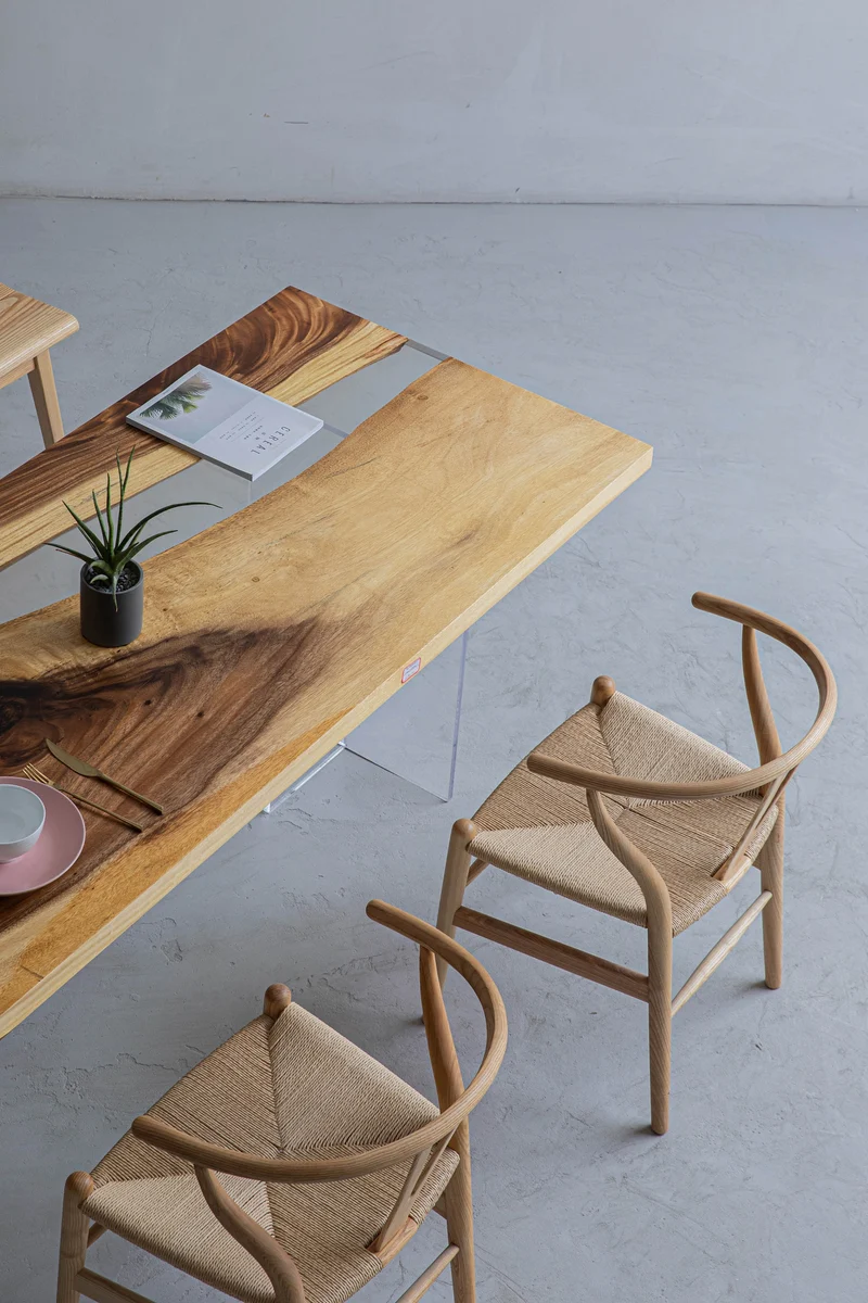 Light Color Epoxy Resin Solid Wood Table