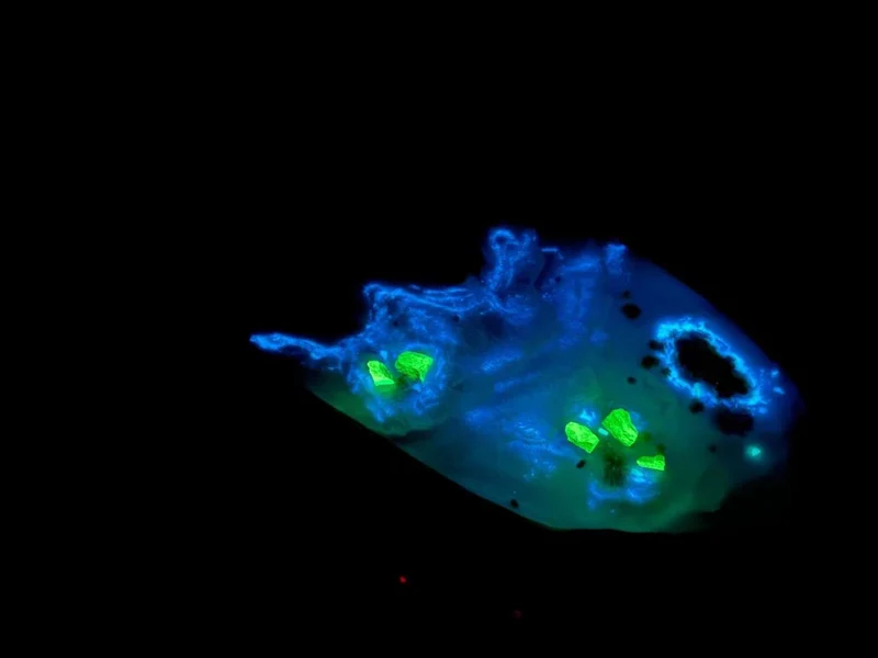 Custom Epoxy Resin fluorescent Table