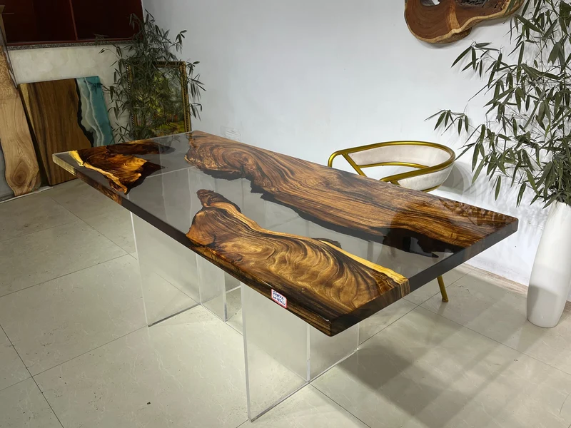Transparent Solid Wood Epoxy Resin Dining Table