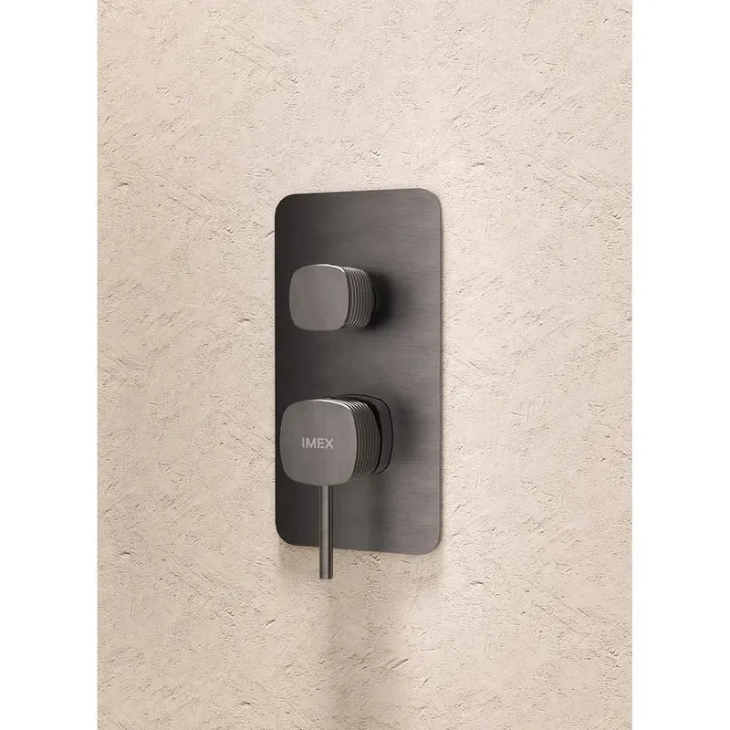 Conjunto ducha monomando empotrado Sassari negro mate Imex