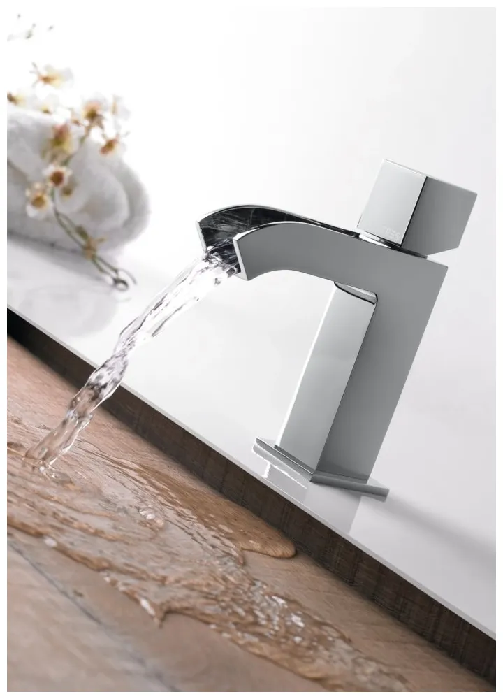 Grifo monomando para lavabo con desagüe y caída en cascada de latón Cuadro TRES