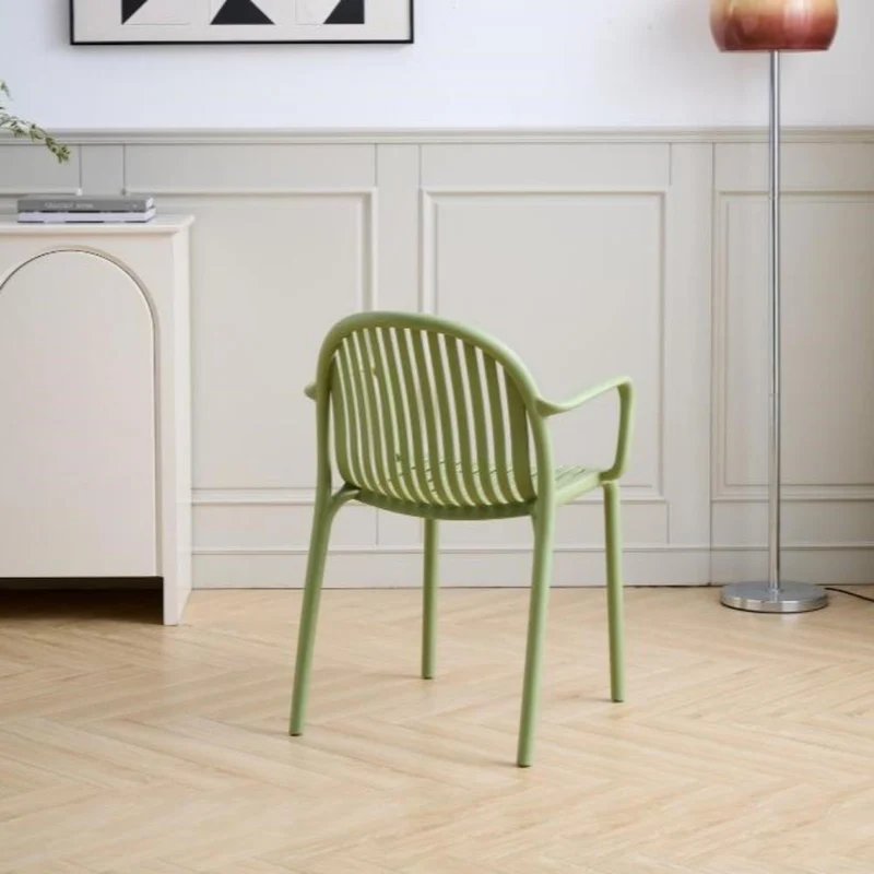 Set de 4 Sillas Marruecos con Brazos, Verde Olivo, con Espaldar en Rayas y Diseño Minimalista