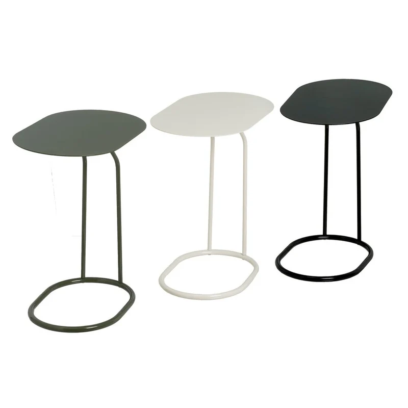 Mesa auxiliar ovalada de metal en color verde de 45x28x49 cm