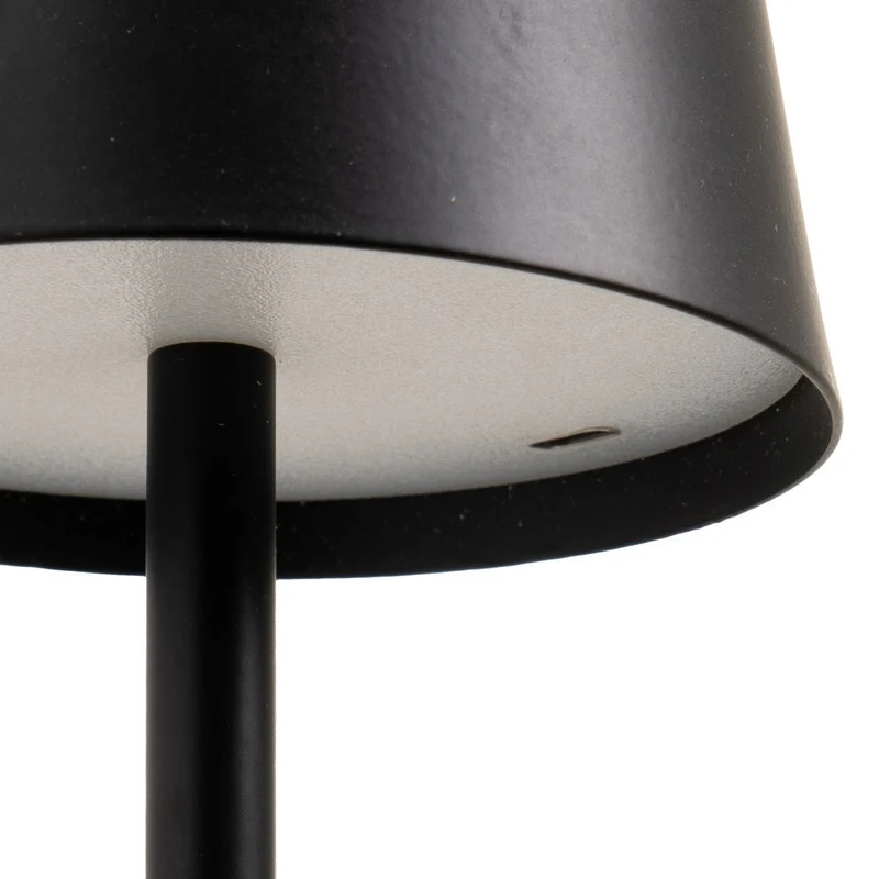 Lámpara LED regulable y recargable de metal negro de 3W de 9x9x27 cm