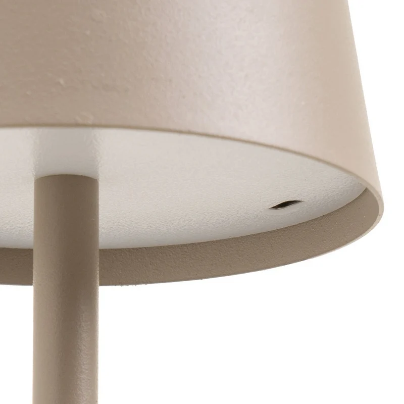 Lámpara LED regulable y recargable de metal beige de 3W de 9x9x27 cm