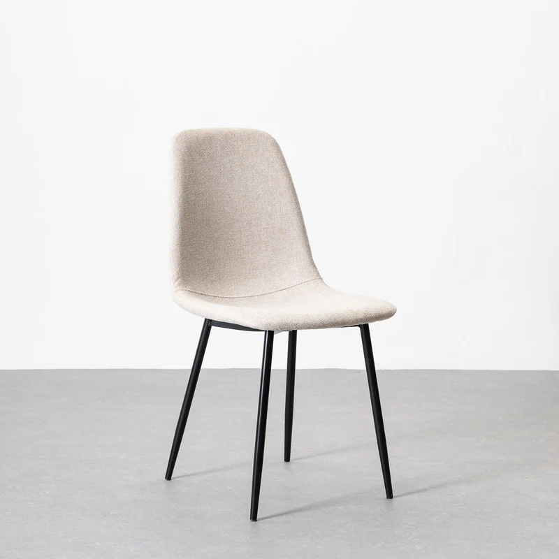 4 sillas de comedor Lina beige tapizadas en lino con patas metálicas negras