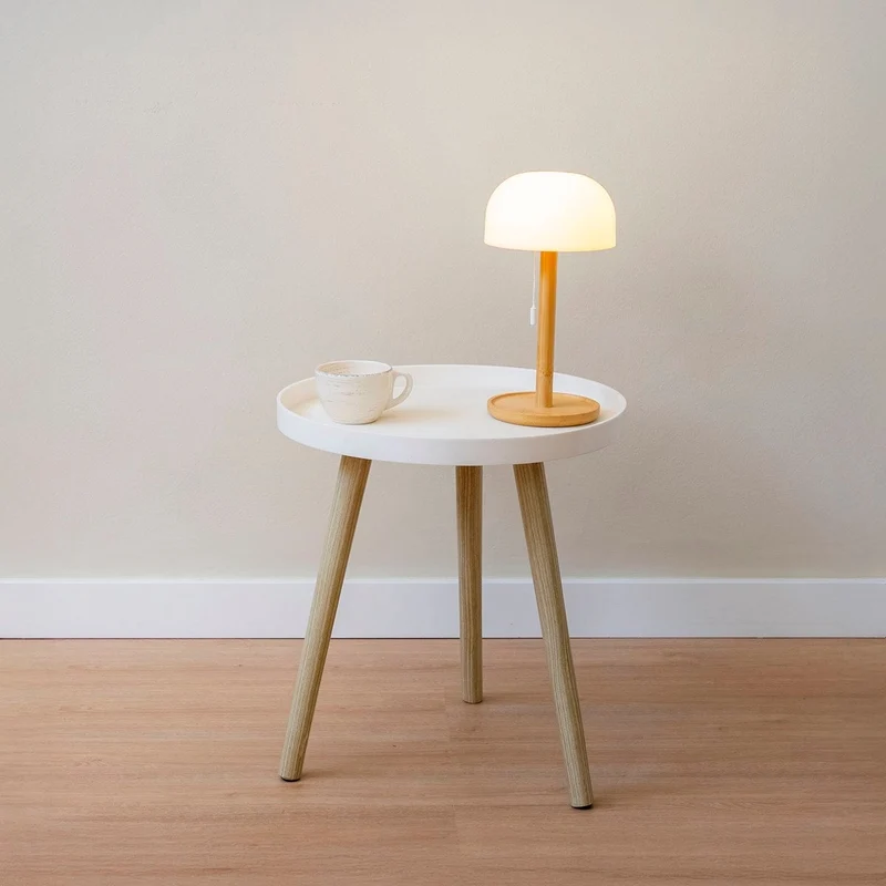 Mesa auxiliar redonda de polipropileno blanco y madera de 40x43 cm