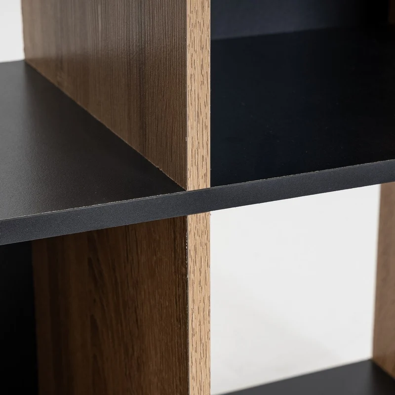 Estantería Cubo con 4 huecos de laminado negro y roble de 62x60x30 cm