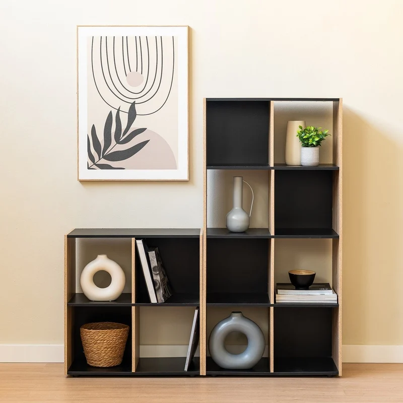 Estantería Cubo con 4 huecos de laminado negro y roble de 62x60x30 cm