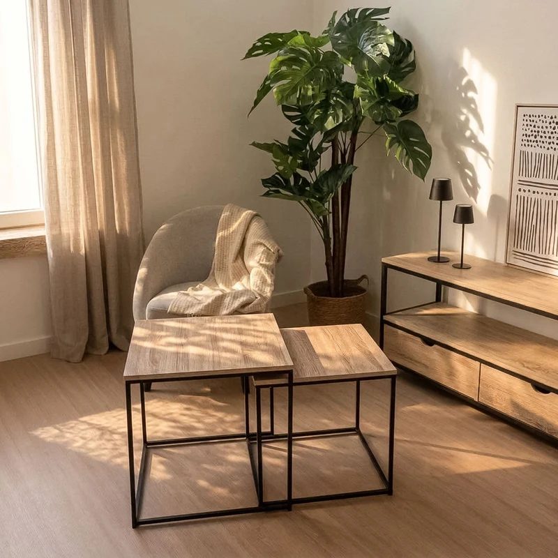 Set de 2 mesas de centro nido de madera natural y metal negro de 50x50cm