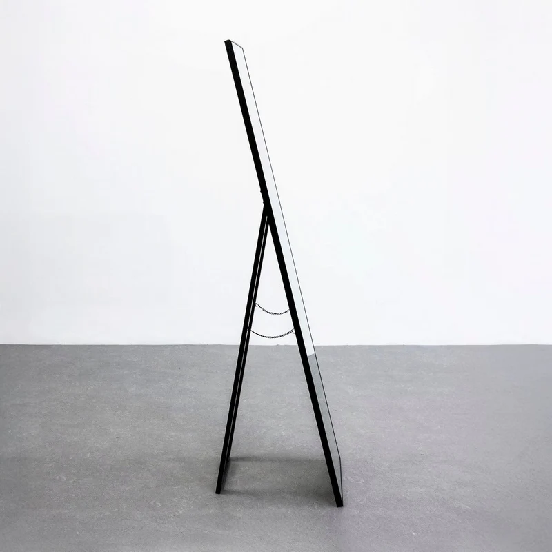 Espejo de pie de cuerpo entero con marco de madera negro de 151x31 cm