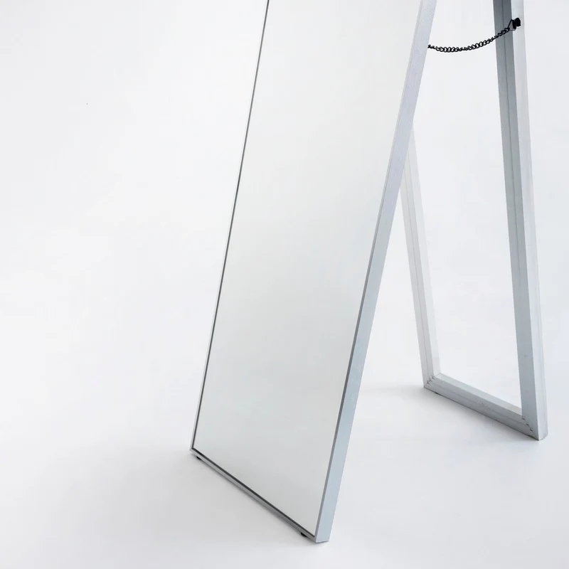 Espejo de pie de cuerpo entero con marco de madera gris de 151x31 cm