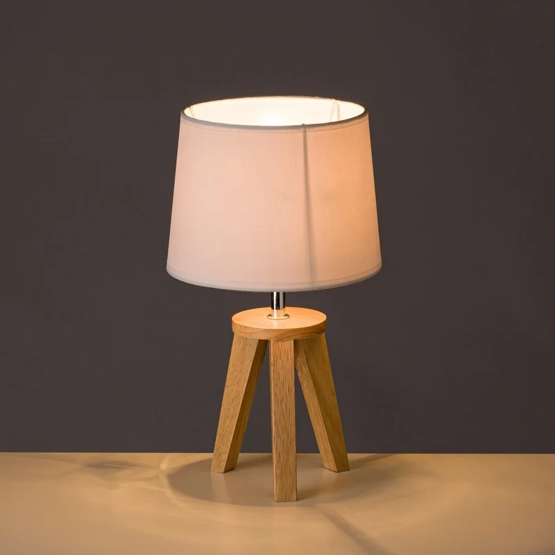 Lámpara de mesita nórdica de madera de roble beige de ø 19x33 cm