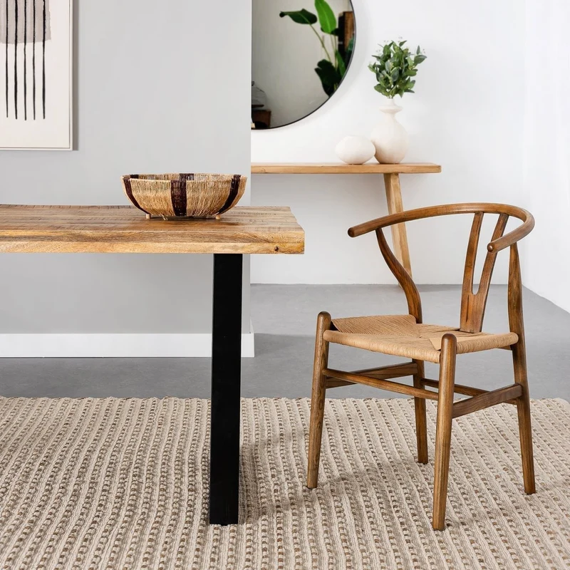 Silla de comedor Ming de madera de olmo marrón oscuro con asiento de cuerda