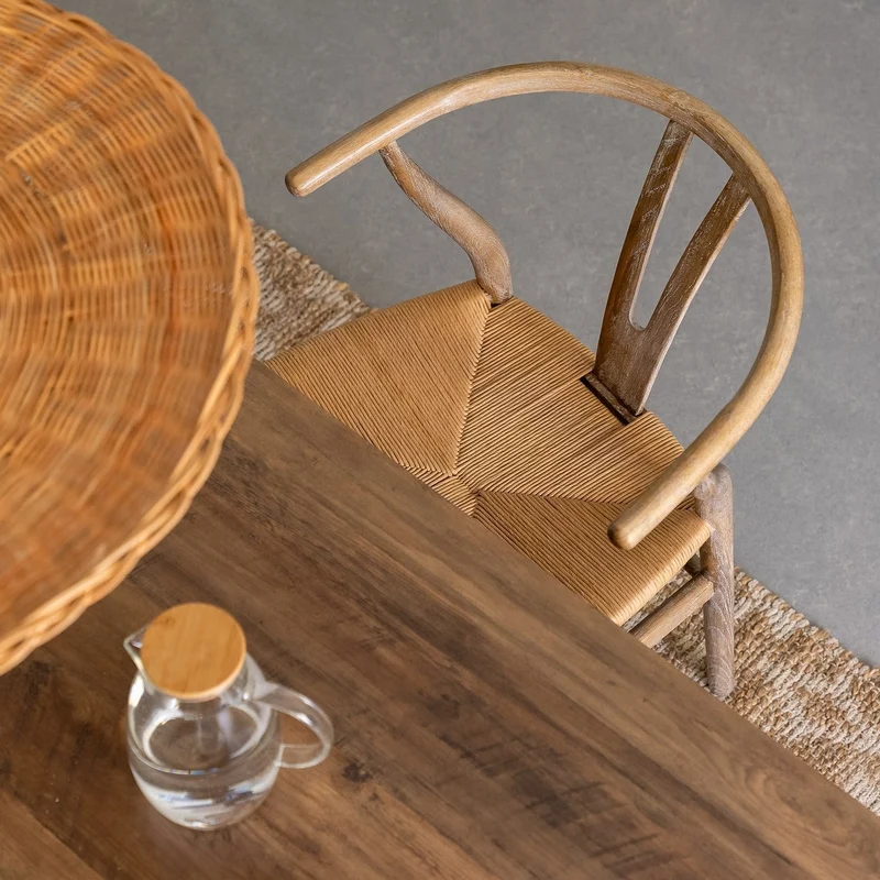 Silla de comedor Ming de madera de olmo marrón con asiento de cuerda