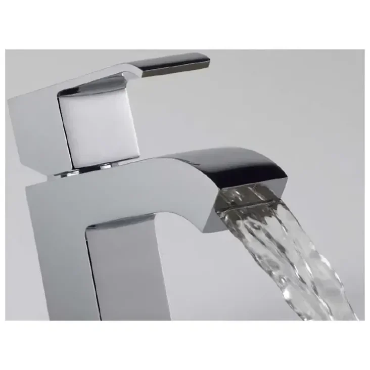 TRES 00610101D Grifo monomando para lavabo con caño rectangular de 15 cm fabricado de latón con acabado cromado