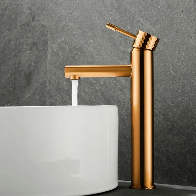 Grifo de lavabo alto monomando para pica con maneta luxury en dorado cepillado Birim de Valaz