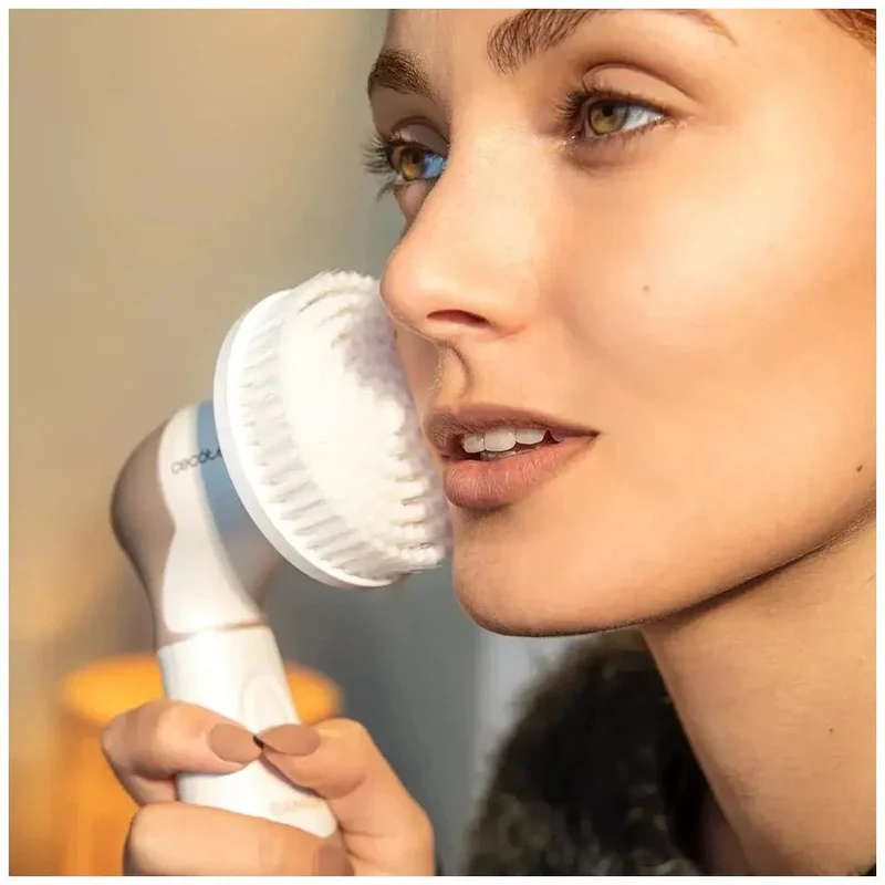 Cepillo Facial 9 en 1 para Cuidado Completo con Giro 360º y Diseño Ergonómico de Cecotec