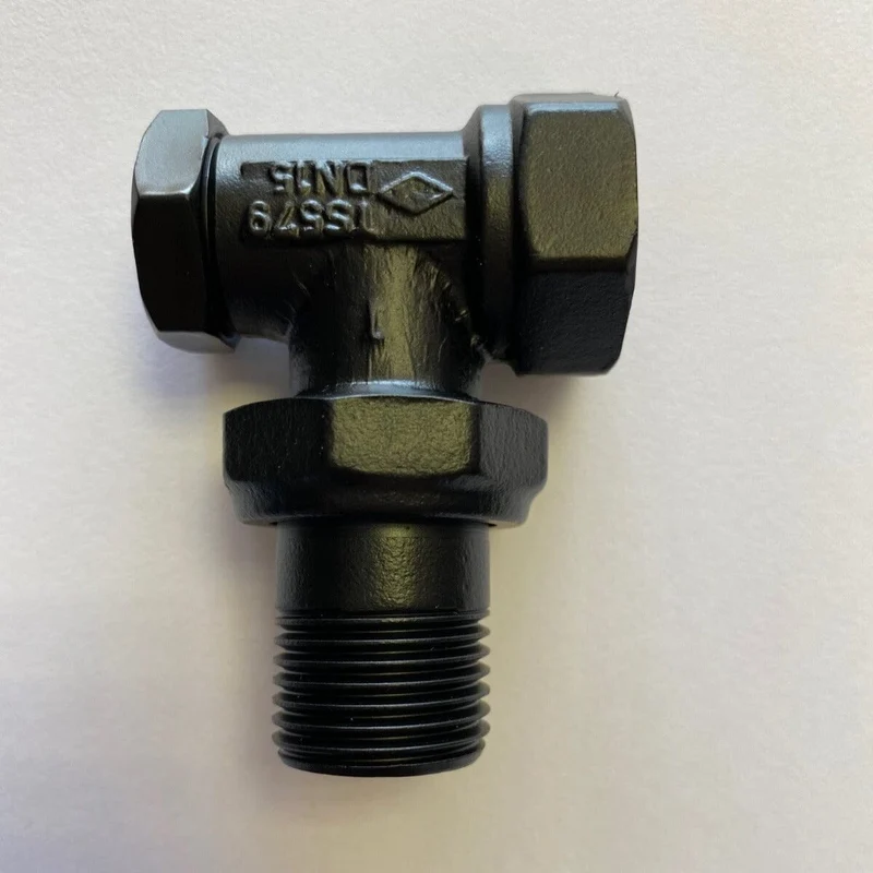 T de conexión en latón negro mate para radiador y toallero secatoallas para CODA