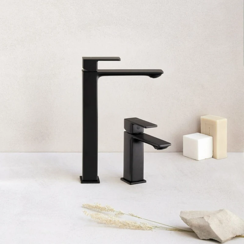 Grifo monomando alto para lavabo CUBO 2 colores