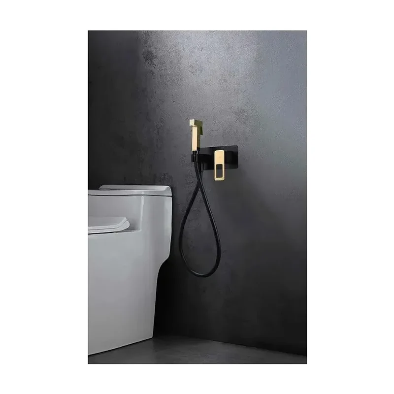 Ducha higiénica con un grifo monomando de diseño moderno en color negro oro Suecia de Imex