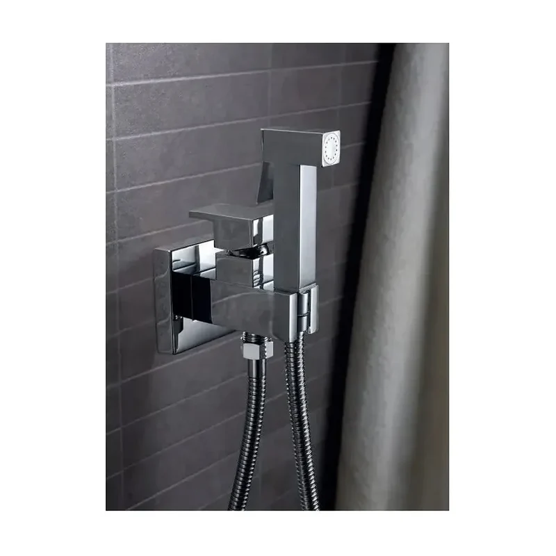 Ducha higiénica para pared con un grifo monomando de diseño moderno Irlanda de Imex
