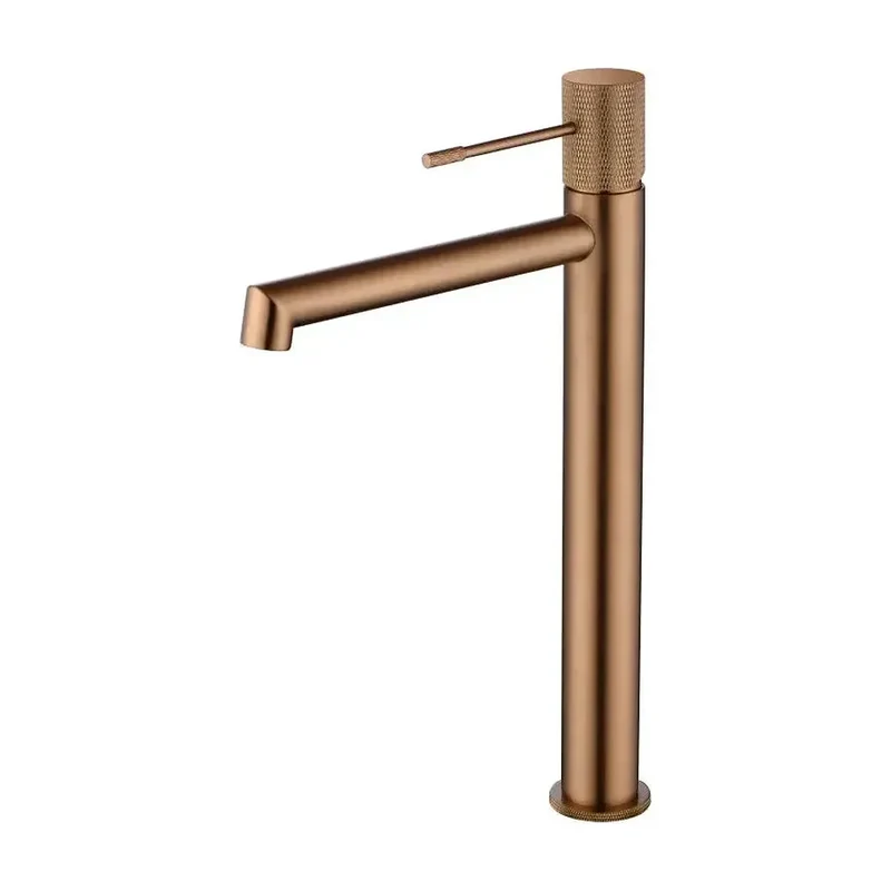 Grifo monomando para lavabo con caño alto hecho de latón con acabado oro rosa cepillado Line de Imex