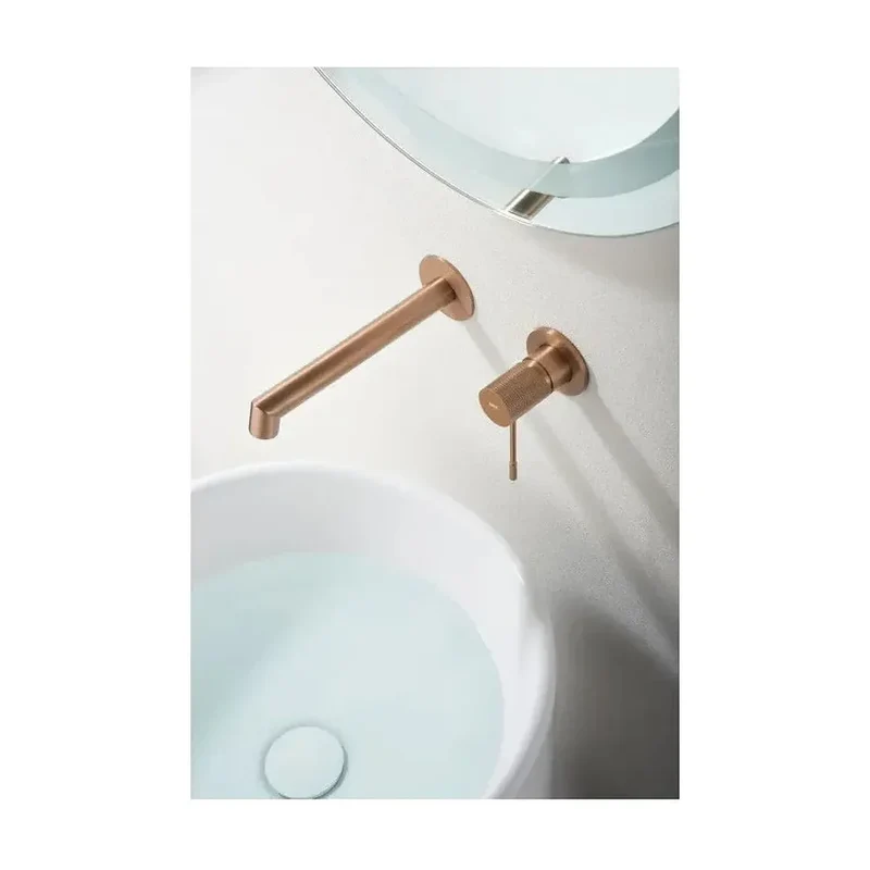 Grifo monomando empotrado para lavabo hecho de latón con acabado oro rosa cepillado Line de Imex