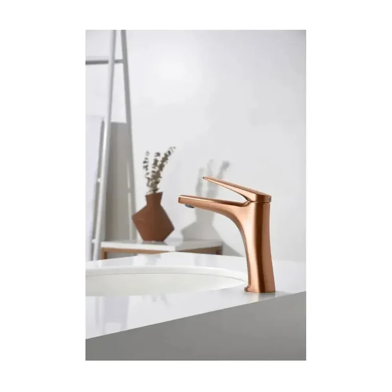 Grifo monomando sobre repisa para lavabo fabricado en latón con acabado oro rosa cepillado Delos de Imex