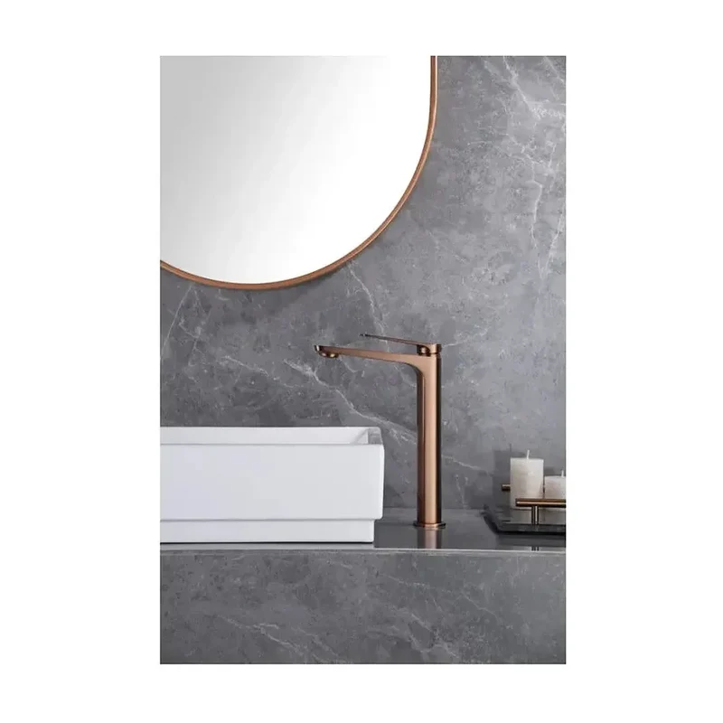 Grifo monomando con caño alto para lavabo fabricado en latón con acabado oro rosa cepillado Napoles de Imex