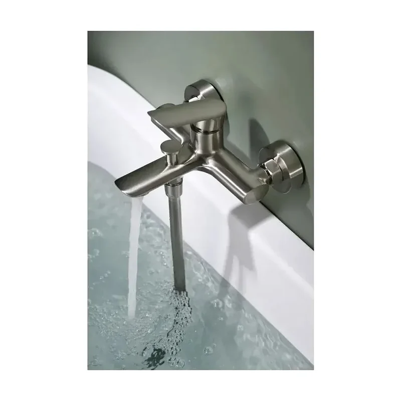 Grifo monomando de bañera y ducha con un cartucho cerámico en color níquel cepillado Ural de Imex
