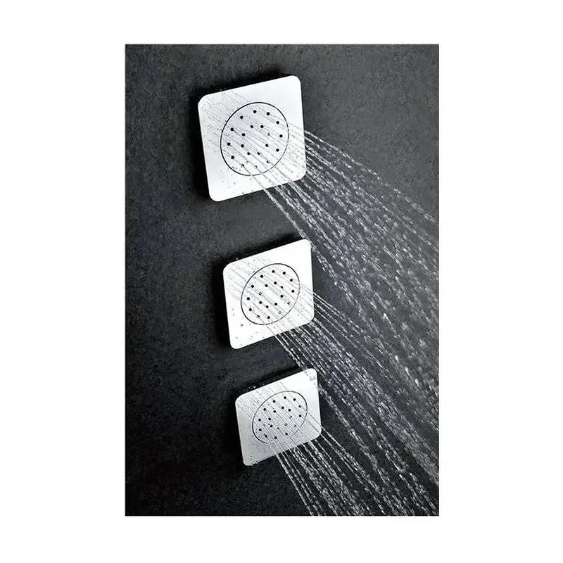 Conjunto de ducha para pared de acabado cromado con un diseño moderno Formentera de Imex