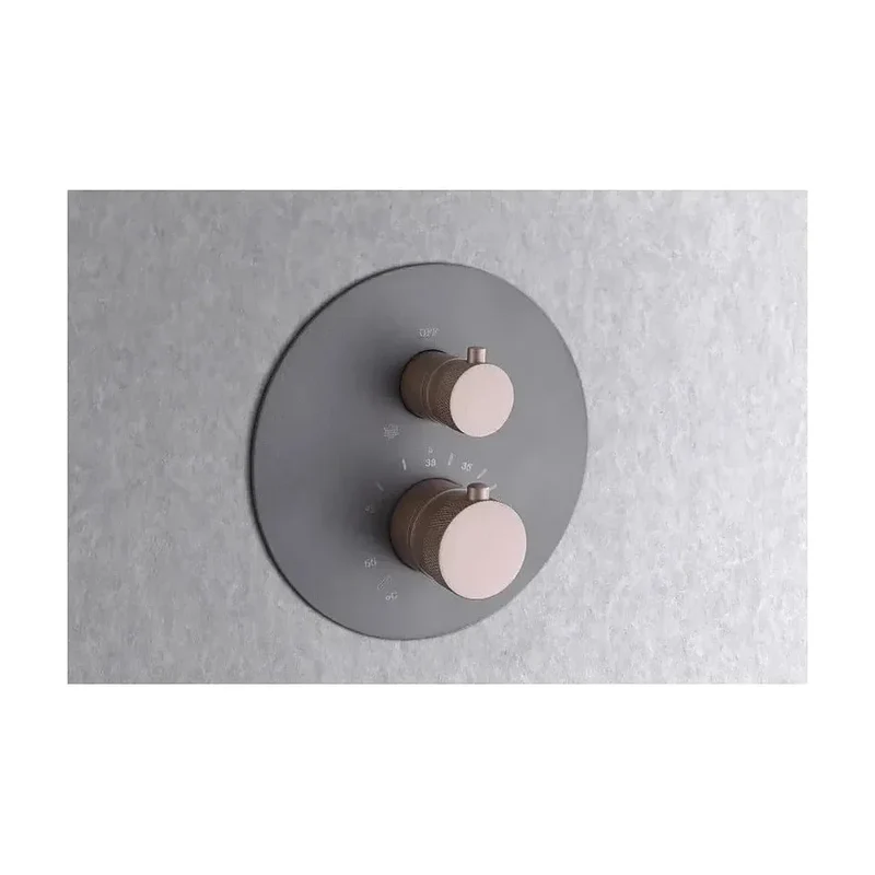 Conjunto para ducha termostática empotrado de acabado gris mate y champagne Line de Imex