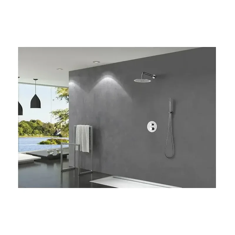 Conjunto de ducha termostática con un diseño empotrado de acabado cromado Line de Imex