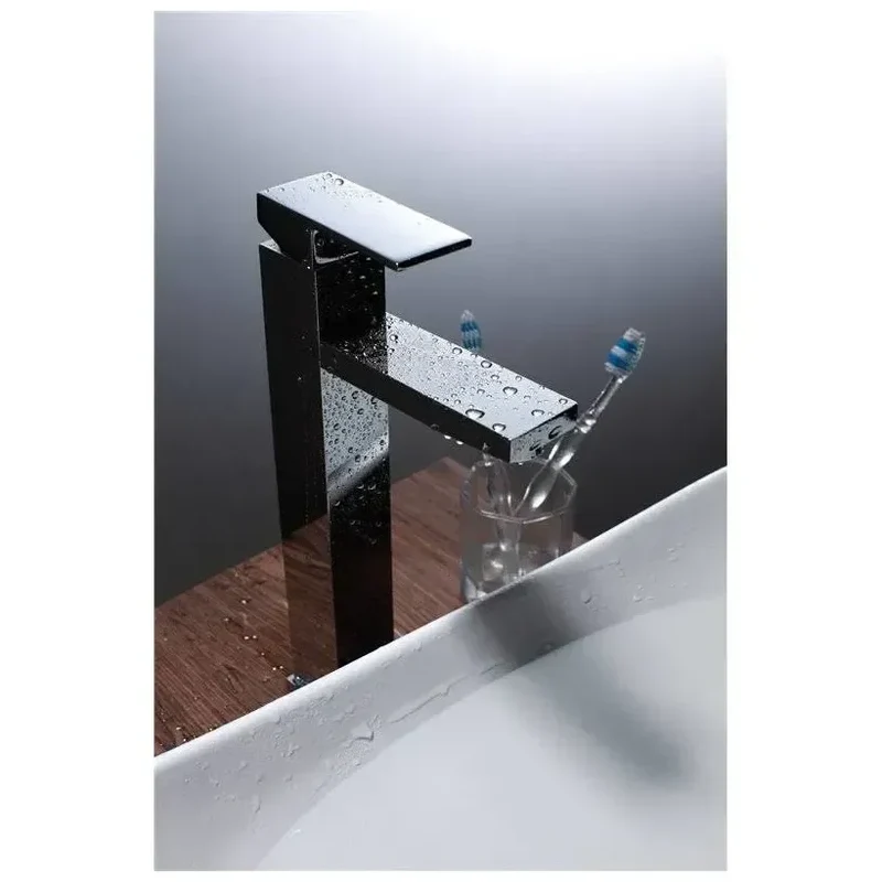 Grifo monomando para lavabo con acabado cromado y altura de 17 cm Orion de GME
